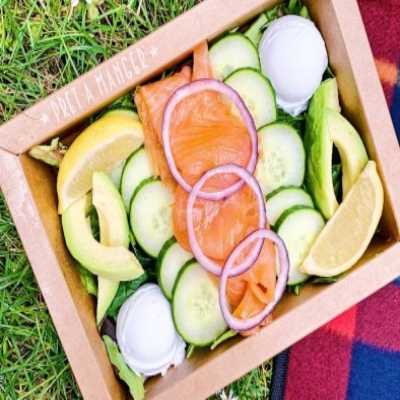 Smoked Salmon & Avo Platter
